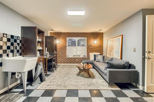 365 Josephine Street, Denver, CO 80206