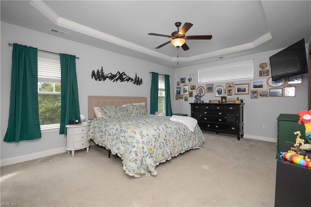 333 Moate CIR, Virginia Beach, VA 23462