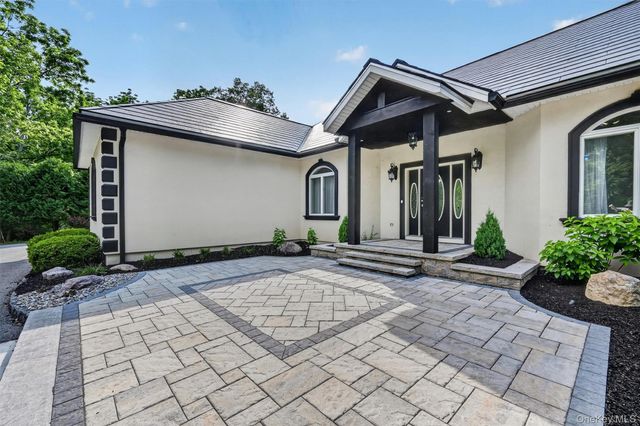29 Gurda Lane, Pine Island, NY 10969