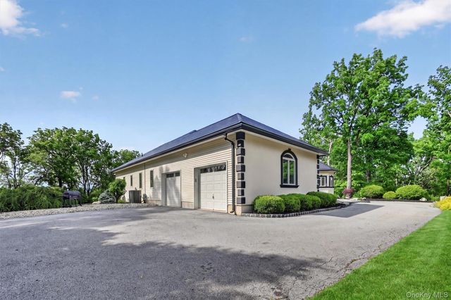29 Gurda Lane, Pine Island, NY 10969