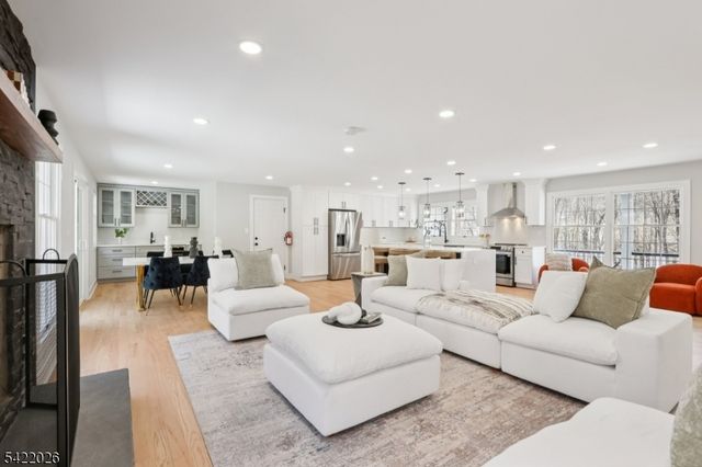 146 Rockaway Rd, Tewksbury Twp., NJ 08833