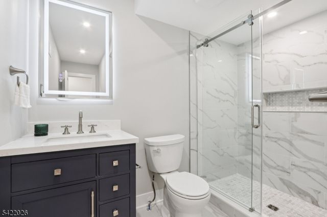 146 Rockaway Rd, Tewksbury Twp., NJ 08833