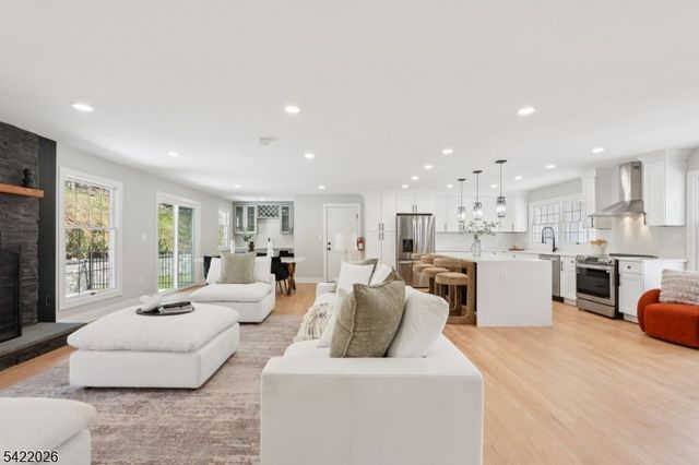 146 Rockaway Rd, Tewksbury Twp., NJ 08833