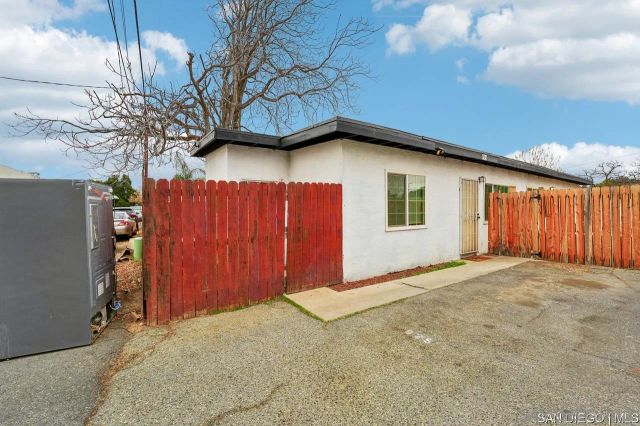 925 Magnolia Ave, Beaumont, CA 92223