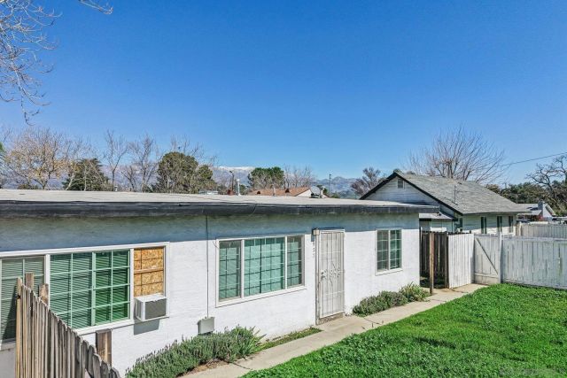 925 Magnolia Ave, Beaumont, CA 92223