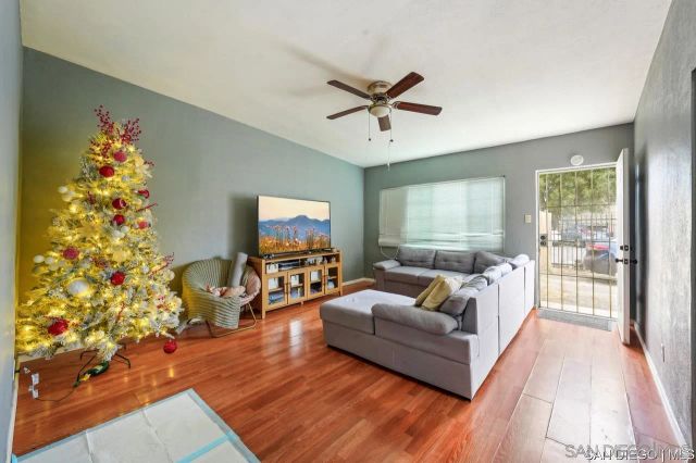 925 Magnolia Ave, Beaumont, CA 92223