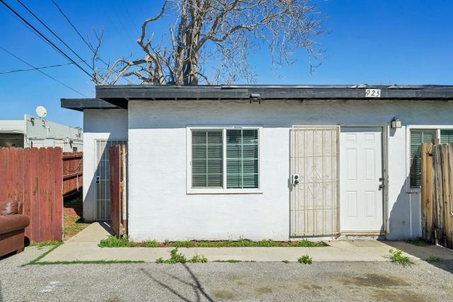 925 Magnolia Ave, Beaumont, CA 92223