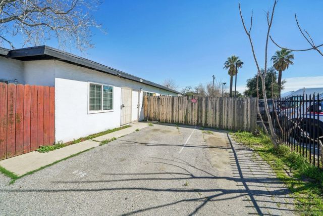 925 Magnolia Ave, Beaumont, CA 92223