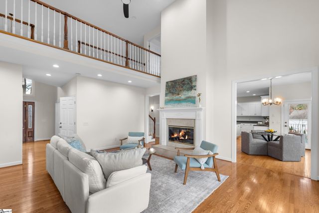 118 Pinnacle Pointe Drive, Seneca, SC 29672