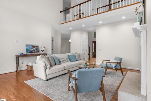 118 Pinnacle Pointe Drive, Seneca, SC 29672