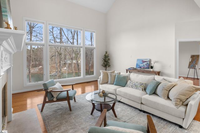 118 Pinnacle Pointe Drive, Seneca, SC 29672