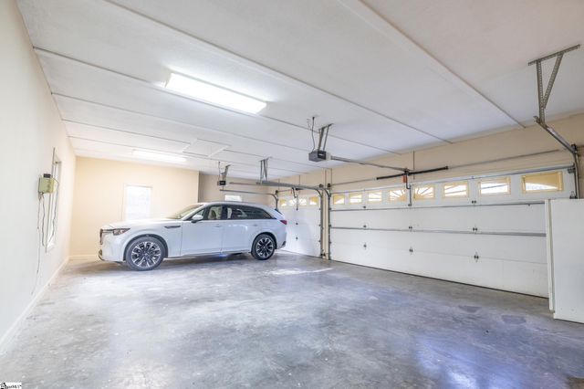 118 Pinnacle Pointe Drive, Seneca, SC 29672