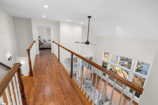 118 Pinnacle Pointe Drive, Seneca, SC 29672