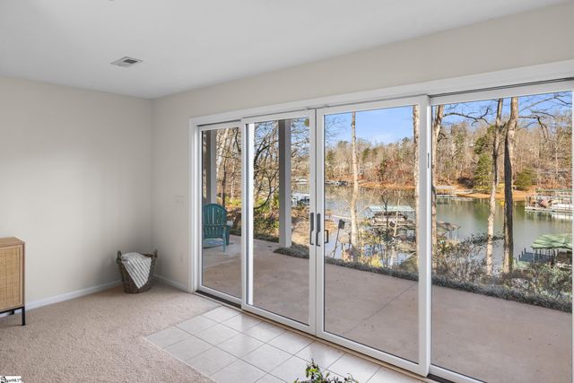 118 Pinnacle Pointe Drive, Seneca, SC 29672