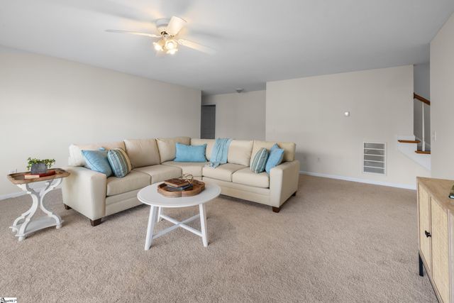 118 Pinnacle Pointe Drive, Seneca, SC 29672