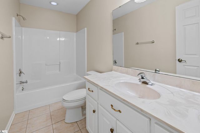 118 Pinnacle Pointe Drive, Seneca, SC 29672