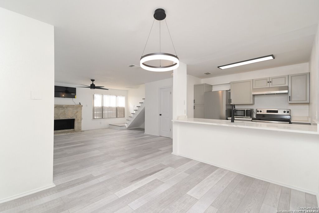 10527 Perrin Beitel Rd Apt D208, San Antonio, TX 78217