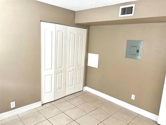 4425 Treehouse Lane A, Tamarac, FL 33319