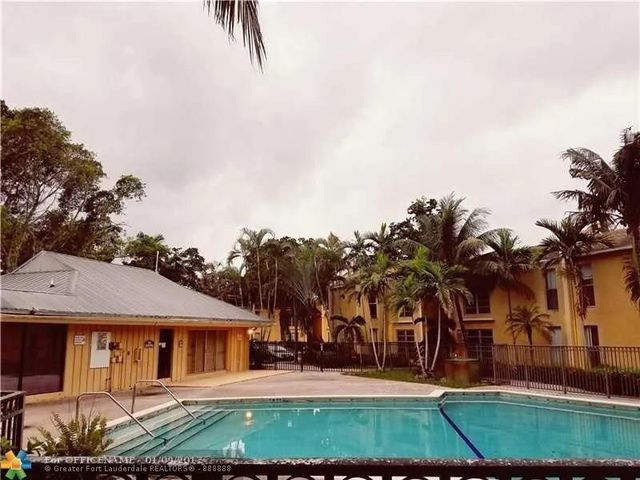 4425 Treehouse Lane A, Tamarac, FL 33319