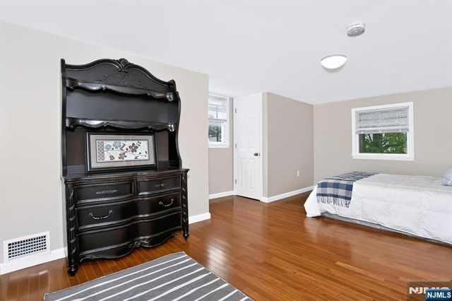 30 Highwood Drive, Dumont, NJ 07628