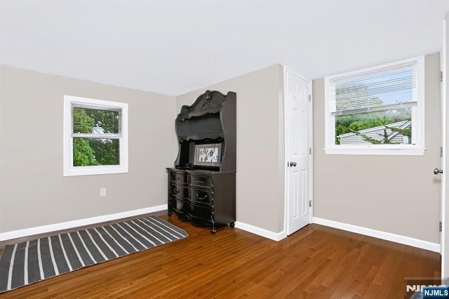 30 Highwood Drive, Dumont, NJ 07628