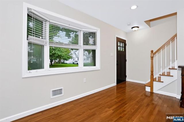 30 Highwood Drive, Dumont, NJ 07628