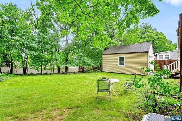 30 Highwood Drive, Dumont, NJ 07628