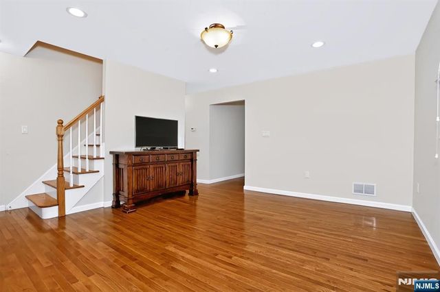 30 Highwood Drive, Dumont, NJ 07628