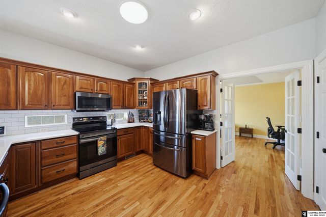 7400 Helen Witt Drive, Lincoln, NE 68512