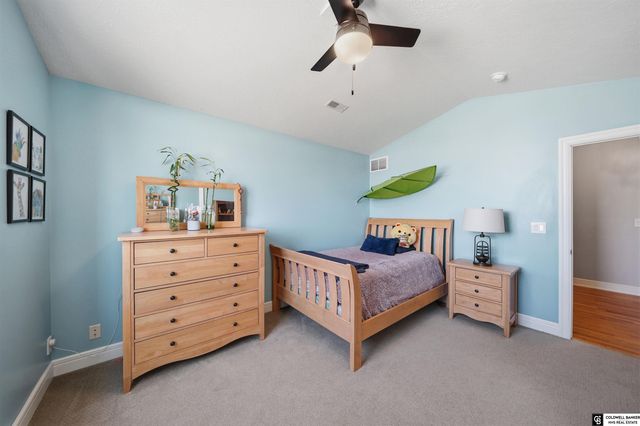 7400 Helen Witt Drive, Lincoln, NE 68512