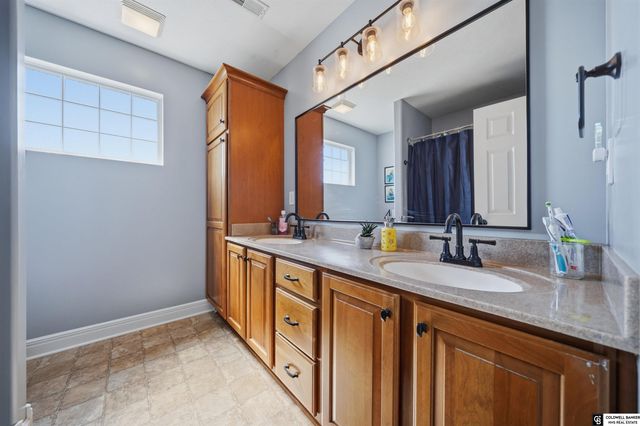 7400 Helen Witt Drive, Lincoln, NE 68512