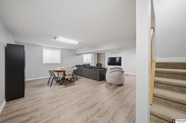 7400 Helen Witt Drive, Lincoln, NE 68512