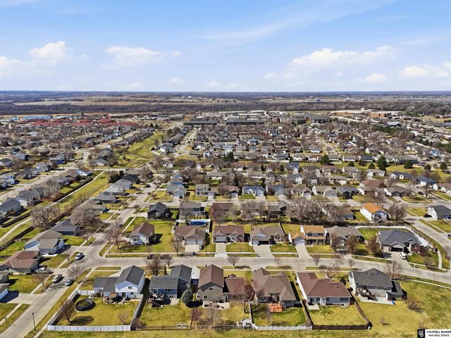 7400 Helen Witt Drive, Lincoln, NE 68512