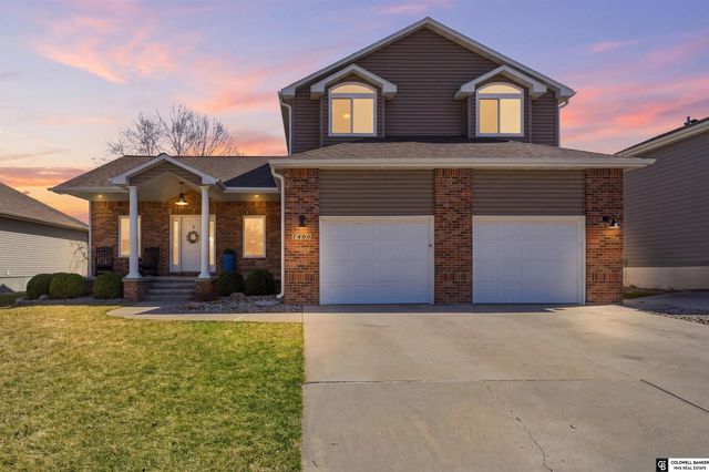 7400 Helen Witt Drive, Lincoln, NE 68512