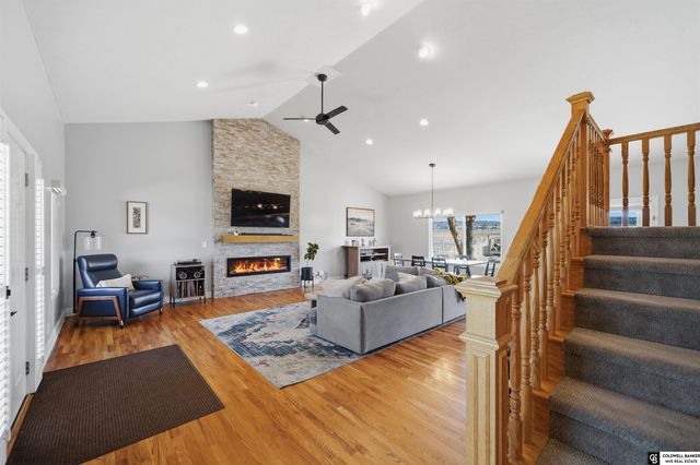 7400 Helen Witt Drive, Lincoln, NE 68512