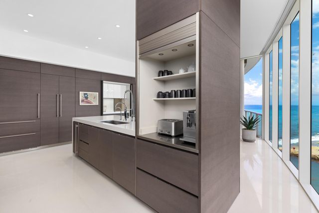 1000 S Ocean Boulevard 601, Boca Raton, FL 33432