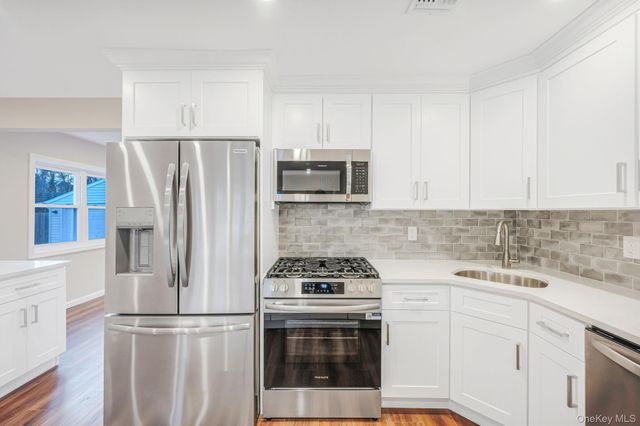 1137 Nugent Avenue, Bay Shore, NY 11706