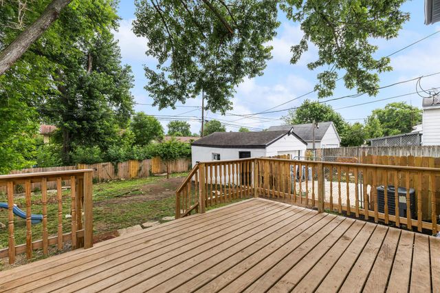 5044 Albany Drive, Columbus, OH 43232