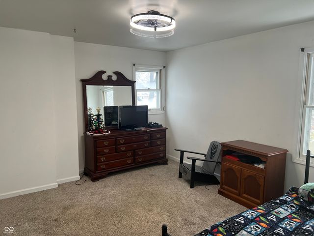 8404 Oaklandon Road, Indianapolis, IN 46236