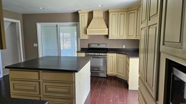 824 E 8th, Rector, AR 72461