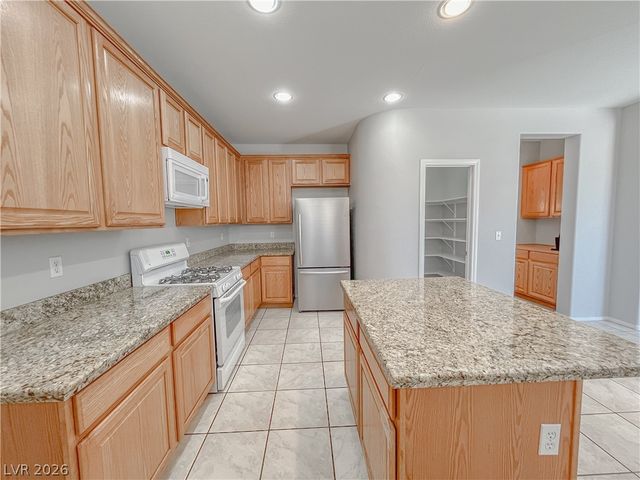 5646 Saint Elias Street, North Las Vegas, NV 89081