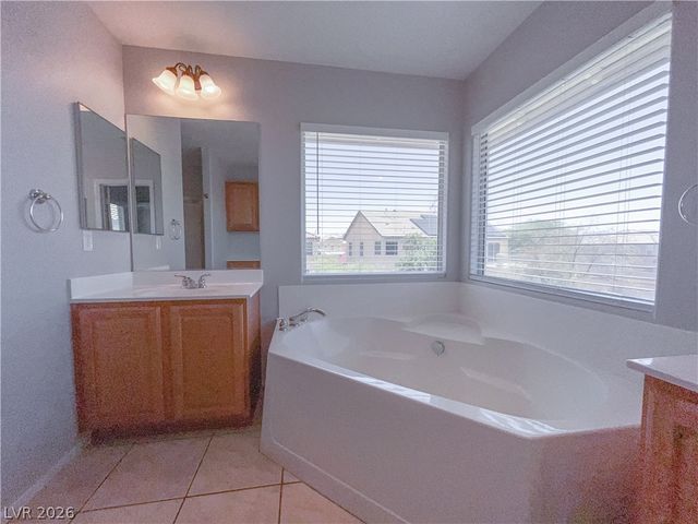 5646 Saint Elias Street, North Las Vegas, NV 89081