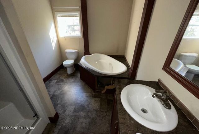 8311 COUNTY ROAD 217, Jacksonville, FL 32234