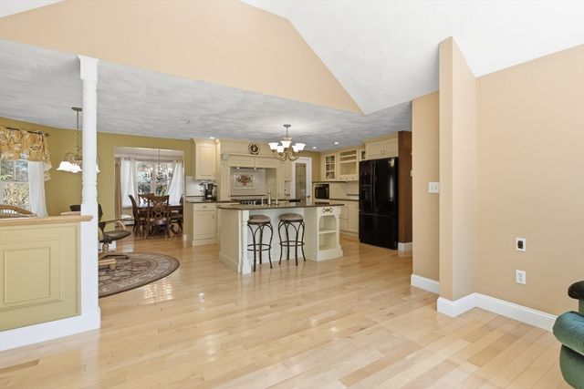 15 Nichols Street, North Reading, MA 01864