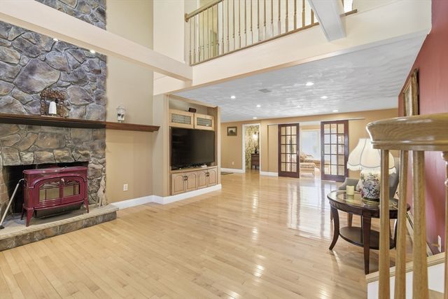 15 Nichols Street, North Reading, MA 01864