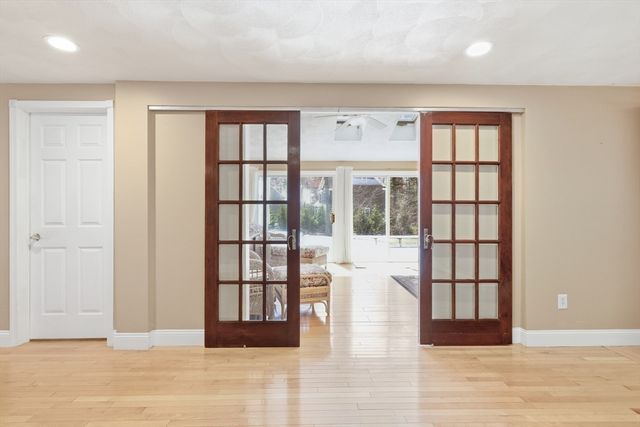 15 Nichols Street, North Reading, MA 01864