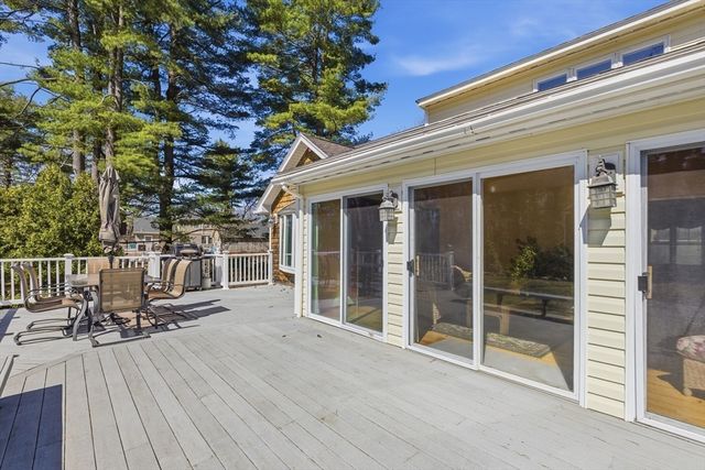 15 Nichols Street, North Reading, MA 01864