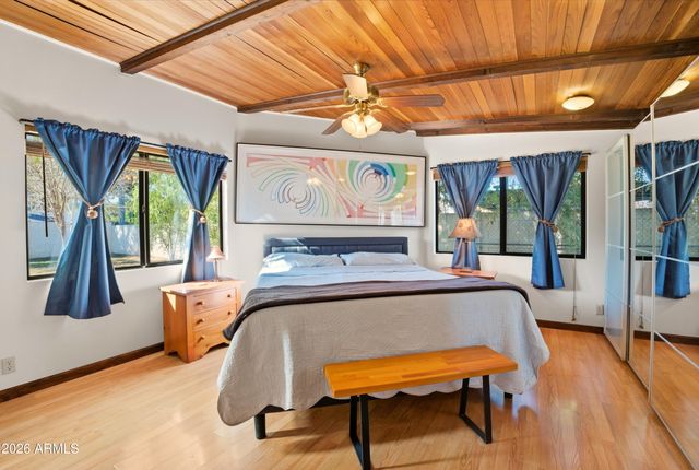 1419 E SOLANO Drive, Phoenix, AZ 85014