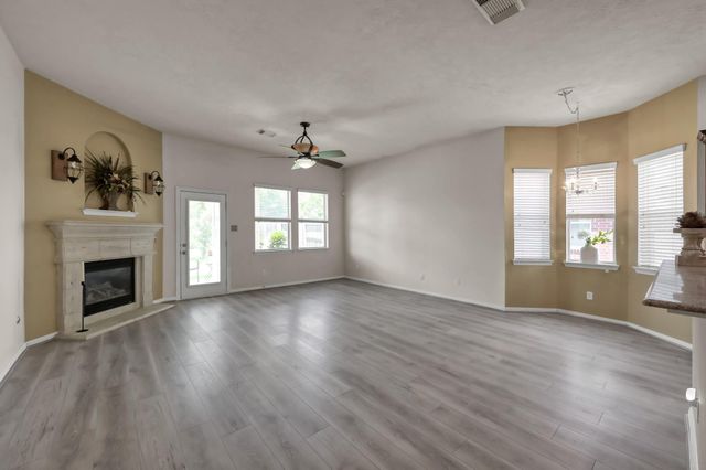 4514 Aspen Leaf Lane, Humble, TX 77396