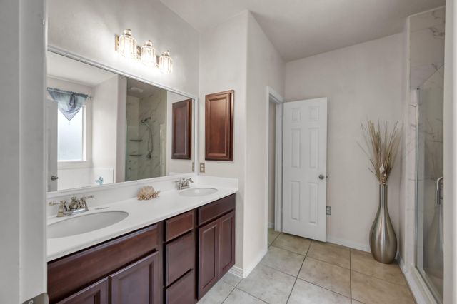 4514 Aspen Leaf Lane, Humble, TX 77396
